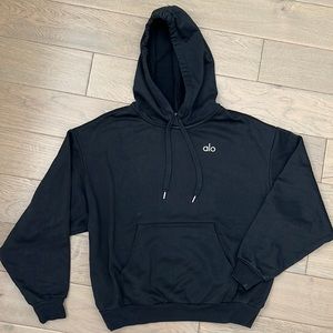 Alo Accolade Hoodie in Black Small
